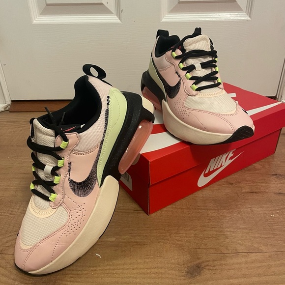 Nike Air Max Verona - Picture 1 of 4